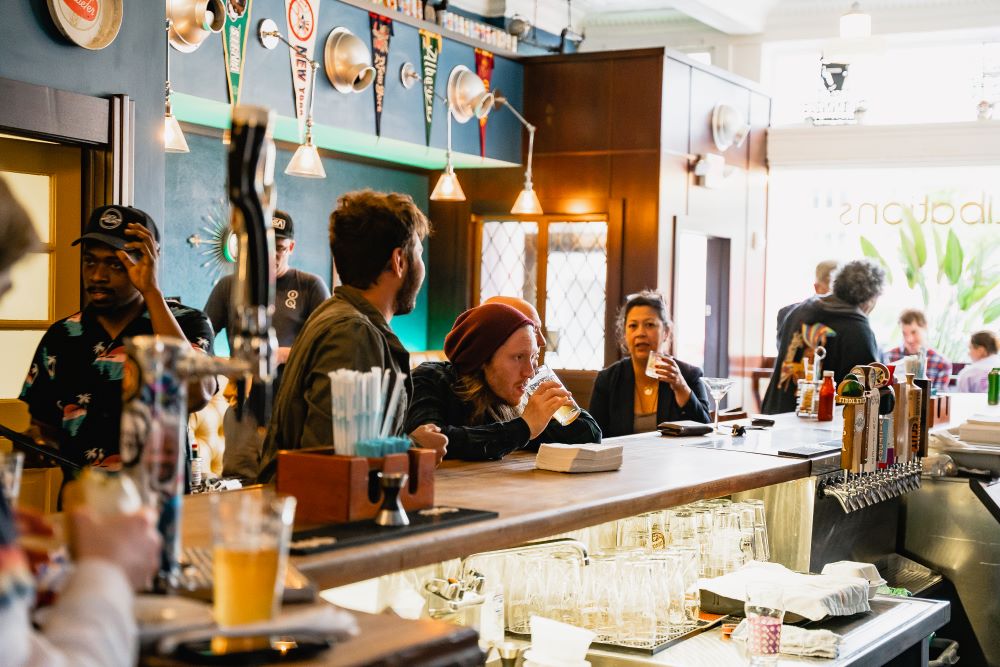 Loch & Quay Bar Image
