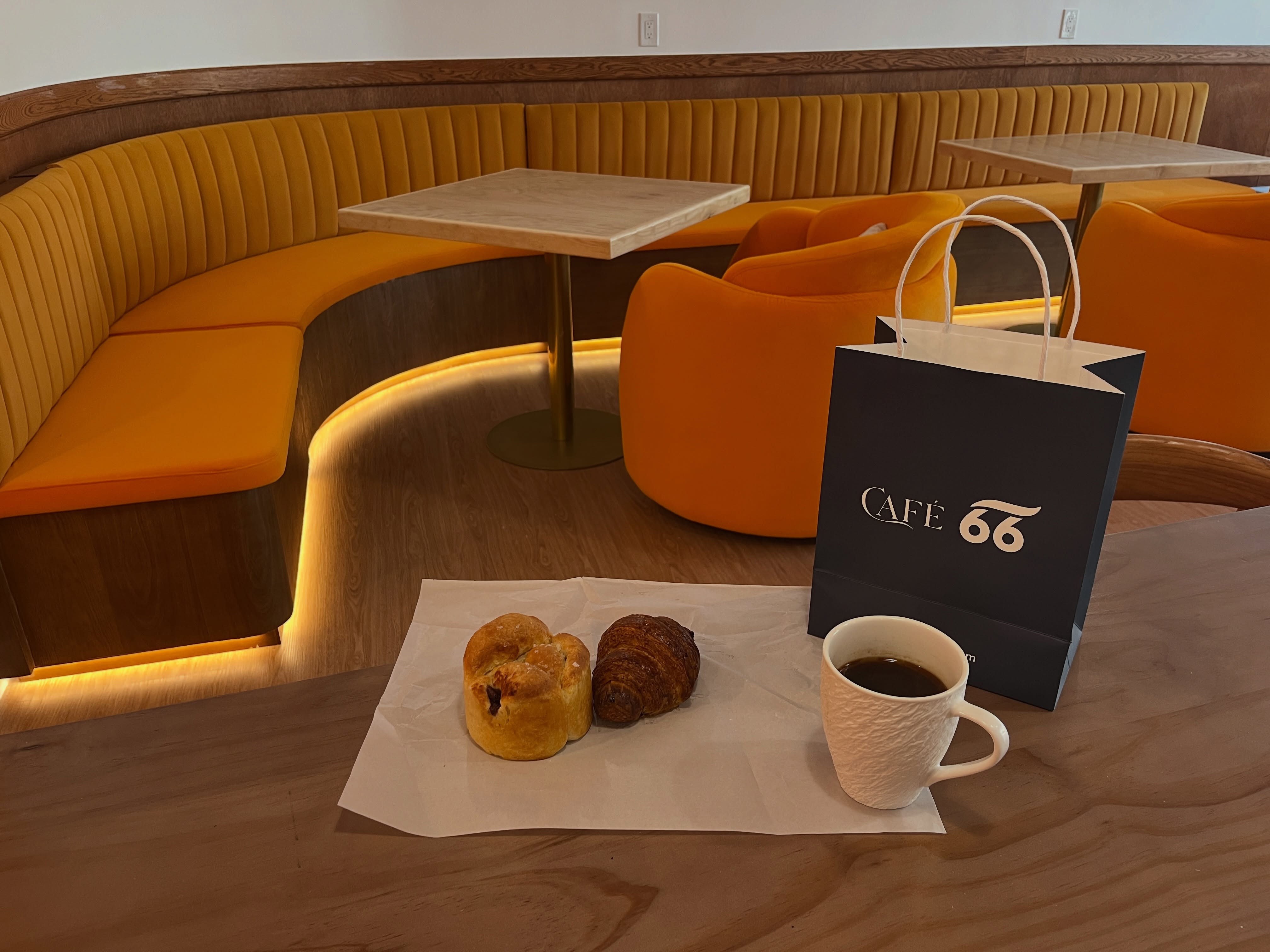 Image of inside of Cafe 66