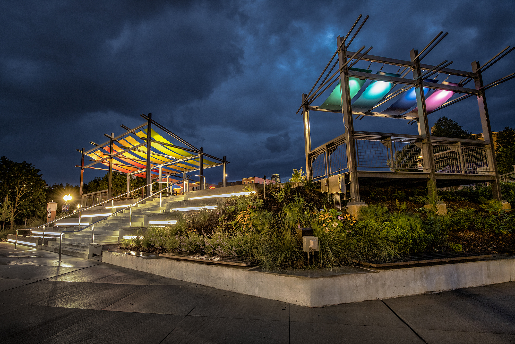 Clinton Market at night
