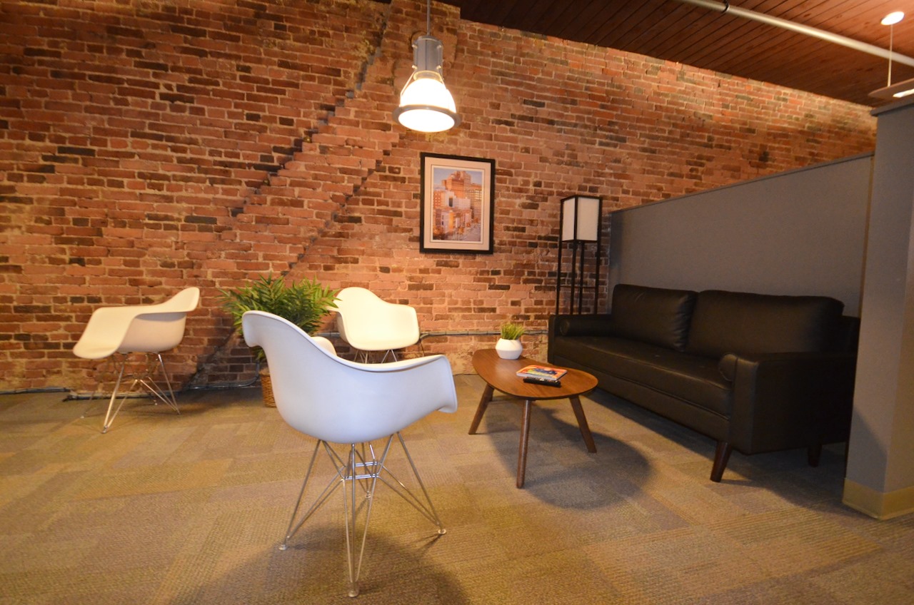 Waiting area at Albany BEAHIVE