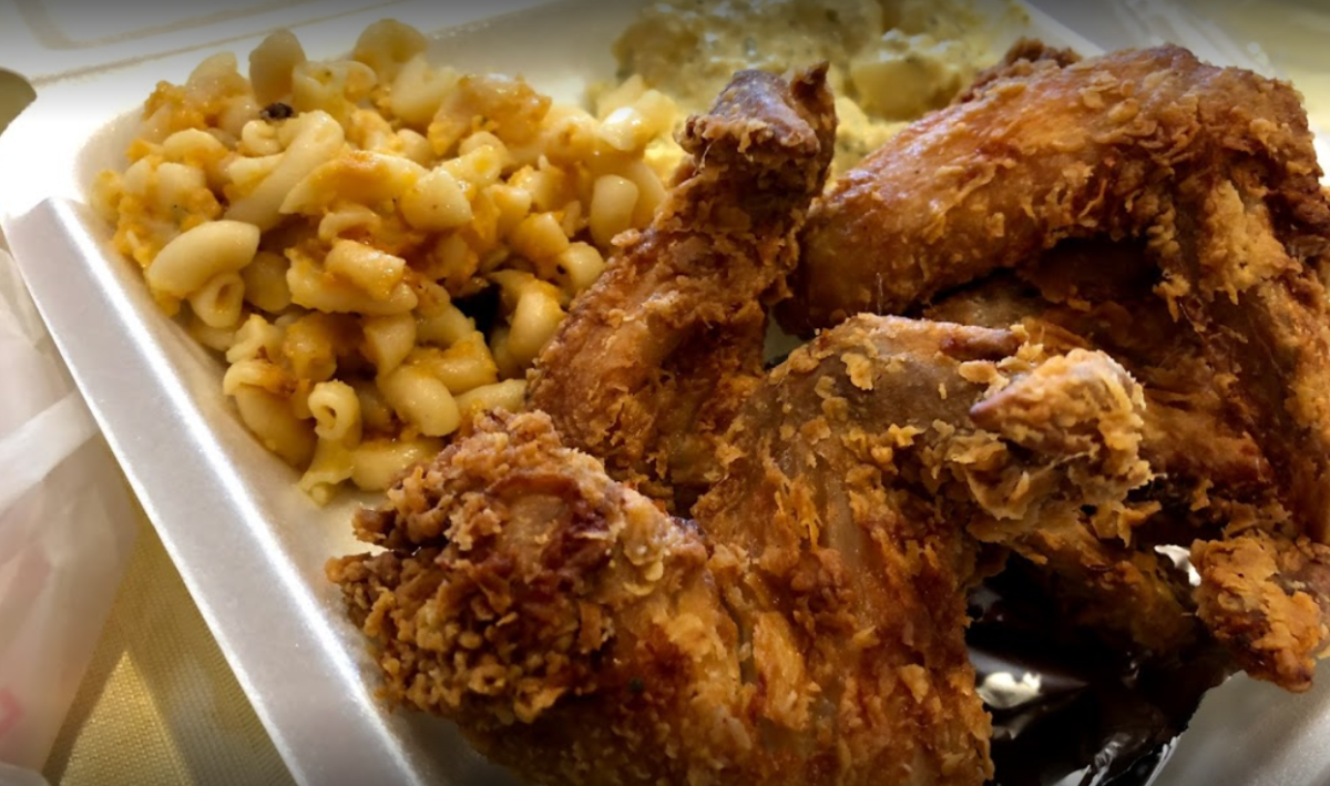 deep fried chicken and macaroni and chees from Myrna's Soul Food