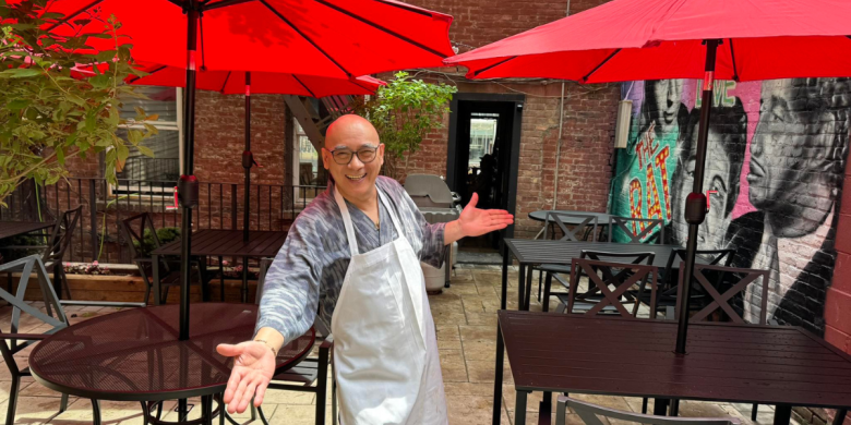Albany War Room Tavern patio