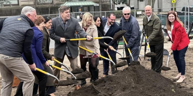Photo of groundbreaking at Tricentennial Park with various elected officials