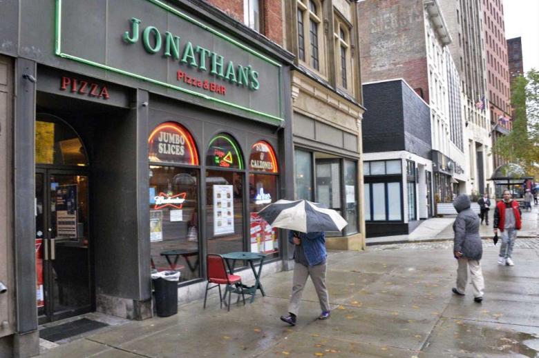 Exterior view of Jonathans Pizz